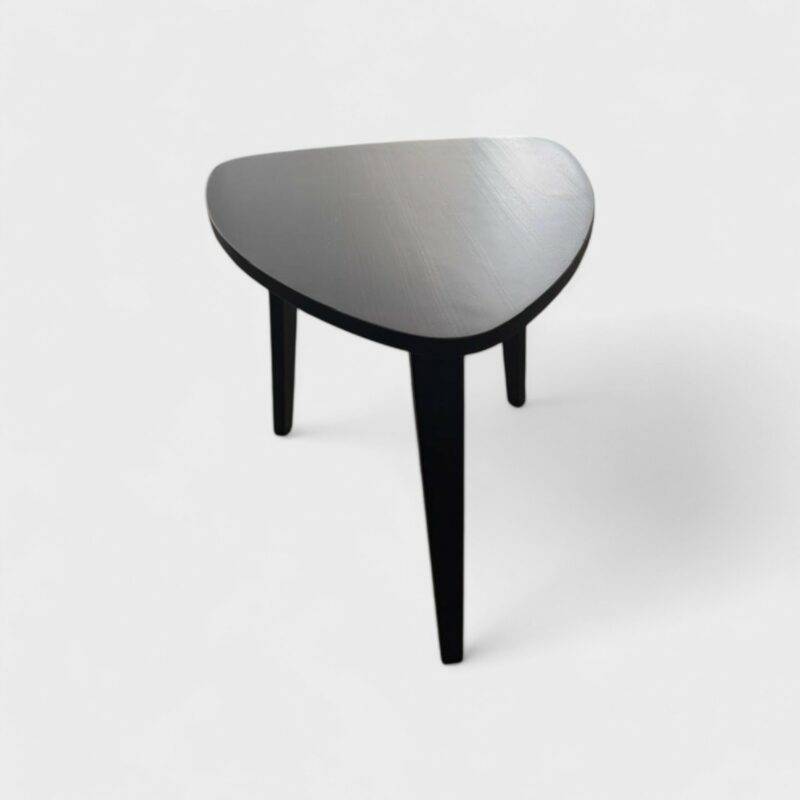 CurveTri Accent Table